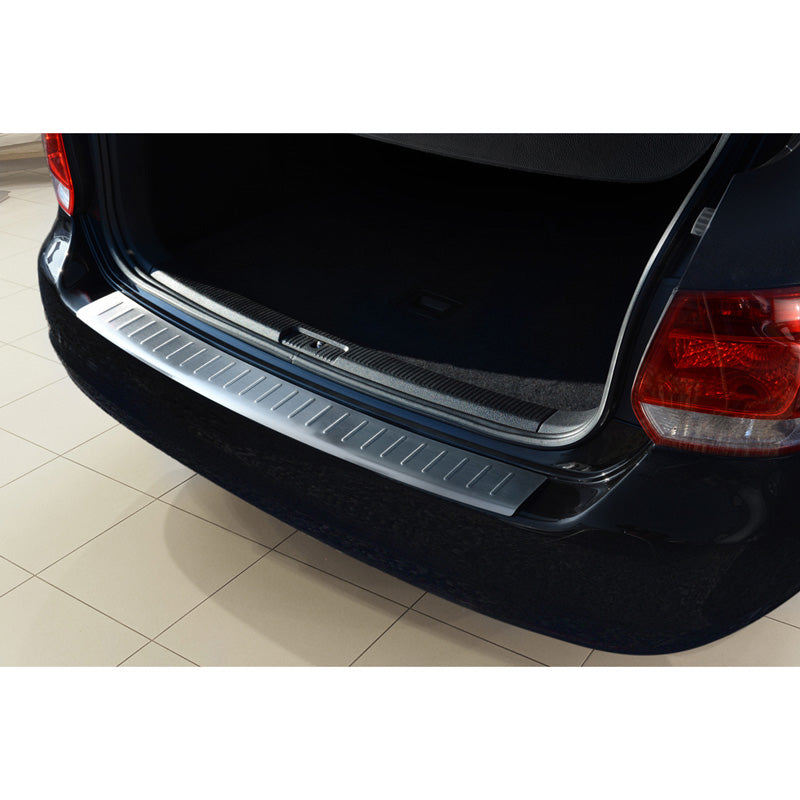 Avisa, Bagkofangerbeskytter, Rustfritstål, passer til Volkswagen Golf V/VI Variant 2003-2012 'Ribs'