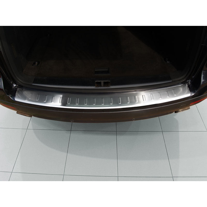 Avisa, Bagkofangerbeskytter, Rustfritstål, passer til Volkswagen Touareg 2007-2010 'Ribs'