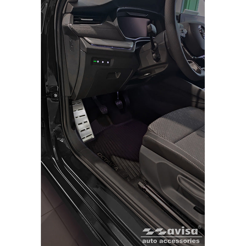 Avisa, Fotstøtte, Stål, passer til Skoda Octavia (NX_) (Liftback & Combi) 2020-2024 & FL 2024-