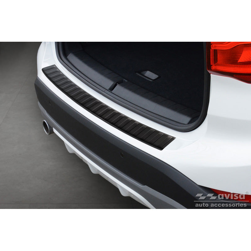 Avisa, Bagkofangerbeskytter, Mat Sort, Rustfritstål, passer til BMW X1 (F48) 2015-2022 'Ribs'