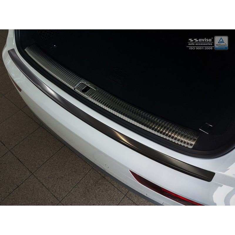 Avisa, Bagkofangerbeskytter, Sort, Rustfritstål, passer til Audi Q5 2017-2020 & FL 2020- 'Ribs'