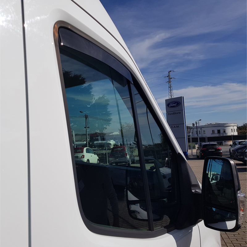 DGA, Vindafvisere, Røgfarvet, 2 stk., passer til Renault Master IV (F8) (2024-)