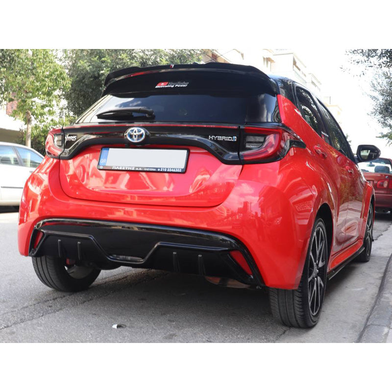 Motordrome, Rear bumper skirt (Diffuser), passer til Toyota Yaris (P21) 2020- (ABS Gloss black)