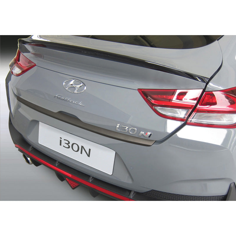 RGM, Bagkofangerbeskytter, ABS plastik, passer til Hyundai i30/i30N Fastback 2018-2020 Black