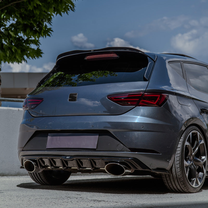 OneWay, Bagkofanger diffuser, Glans sort, Passer til Seat Leon (5F) HB FR Facelift 2017-2020